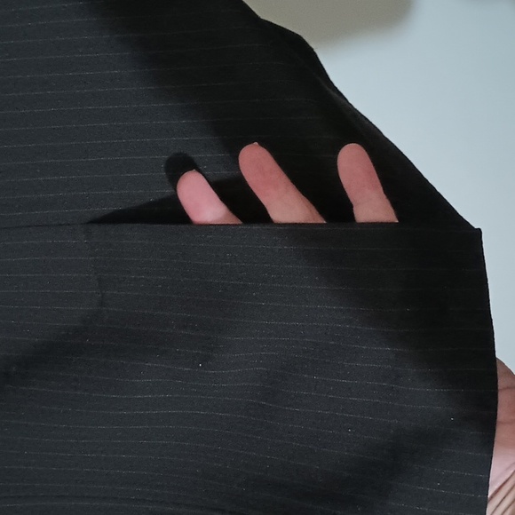 Pencil Skirt Black w/Pinstripe By  Rafealla Lined Size 10 With Back Vent NWT - Picture 5 of 7